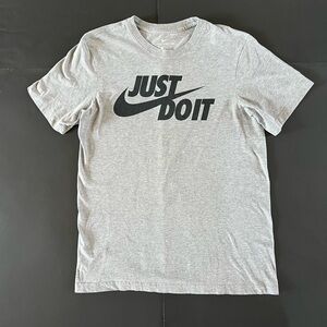 Nike Just Do It Men's Small Gray Black Shirt Top Tee